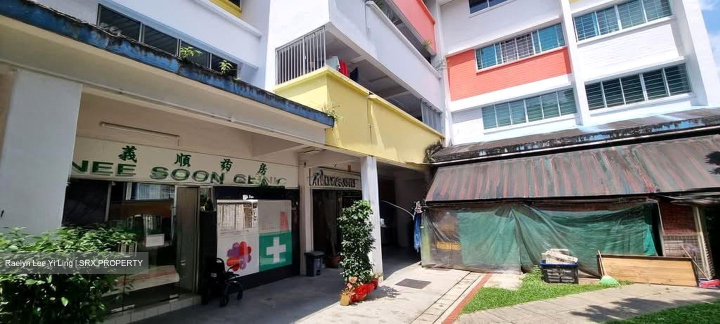 Teong Siew Temple (D27), Shop House #586764741